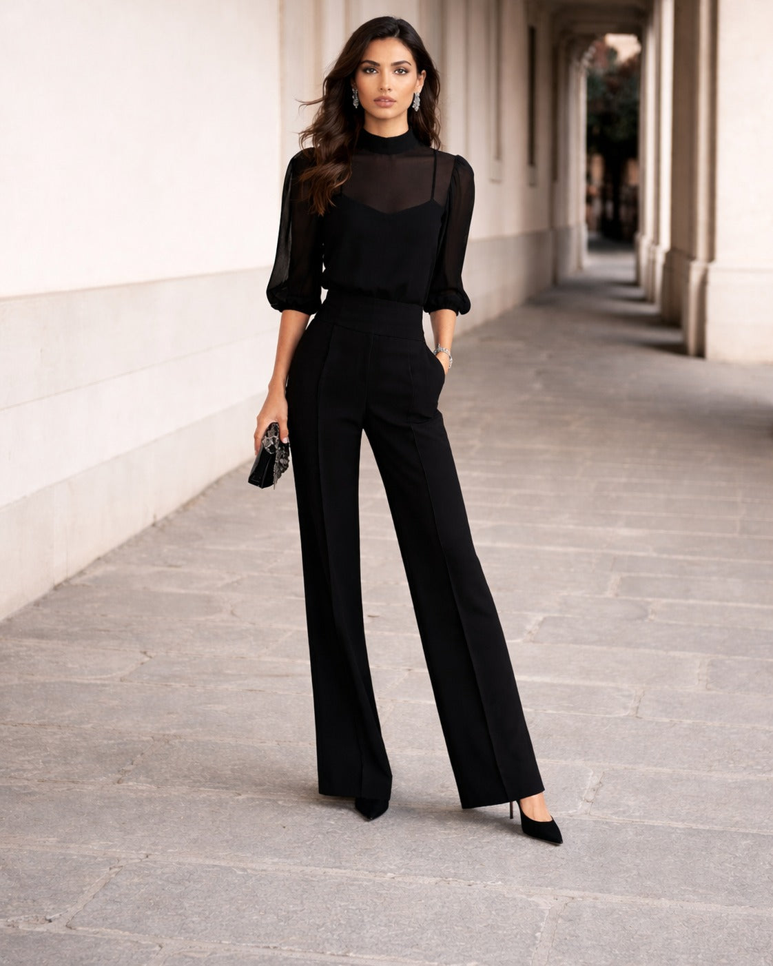 Valentina | Conjunto de tres piezas que incluye una camisola transparente y pantalones de pierna ancha.